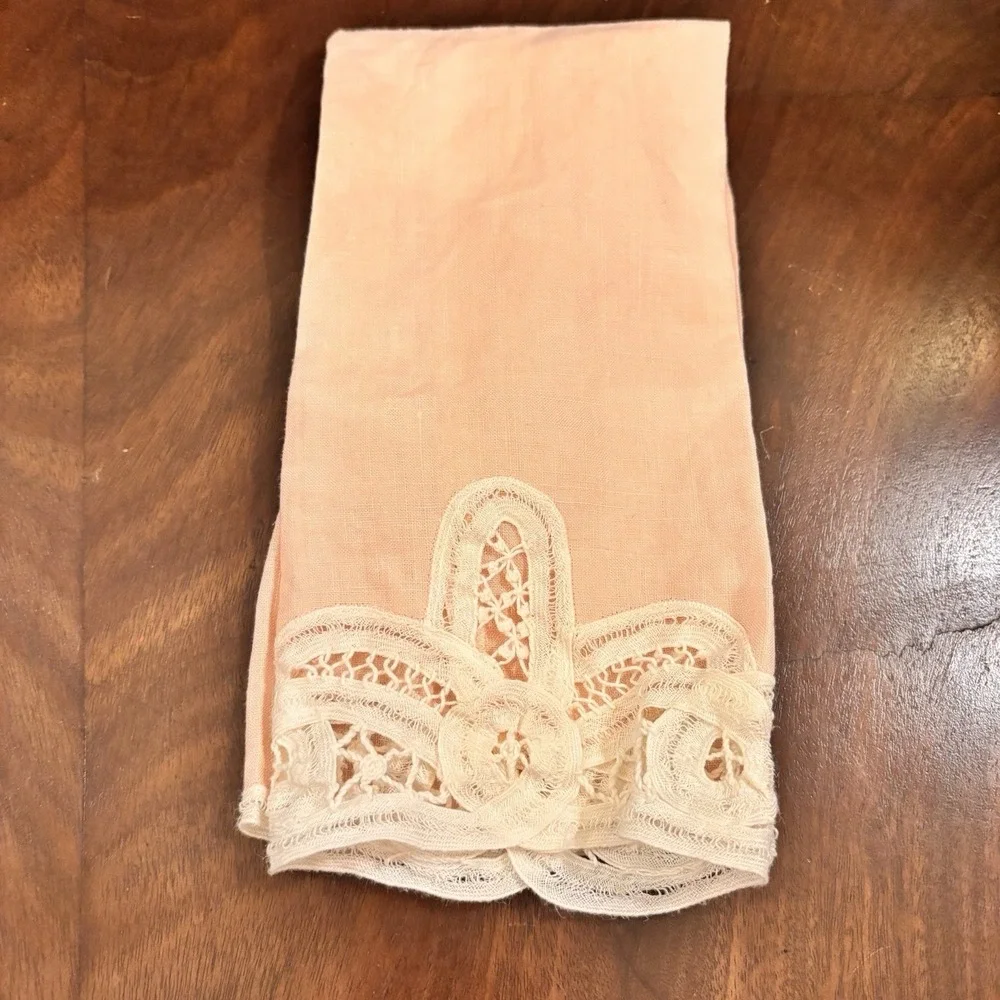 Vintage 2 Blush Pink Linen Guest Towel  Lace Cottage Shabby Chic Fingertip